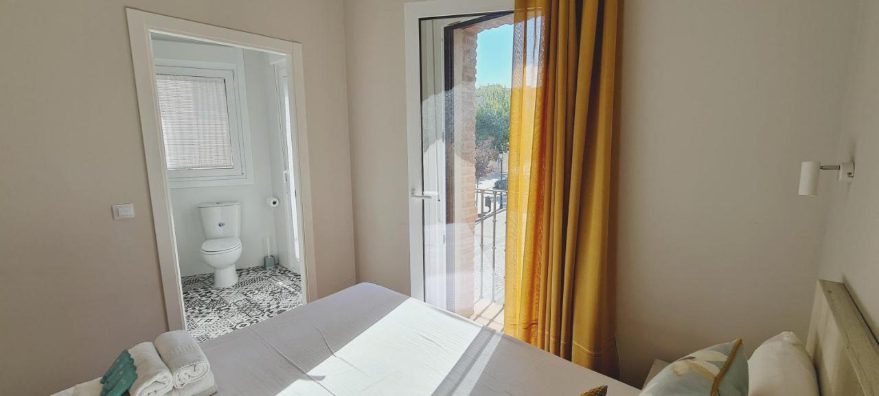Apartamentos Mirador Del Transito Toledo Esterno foto